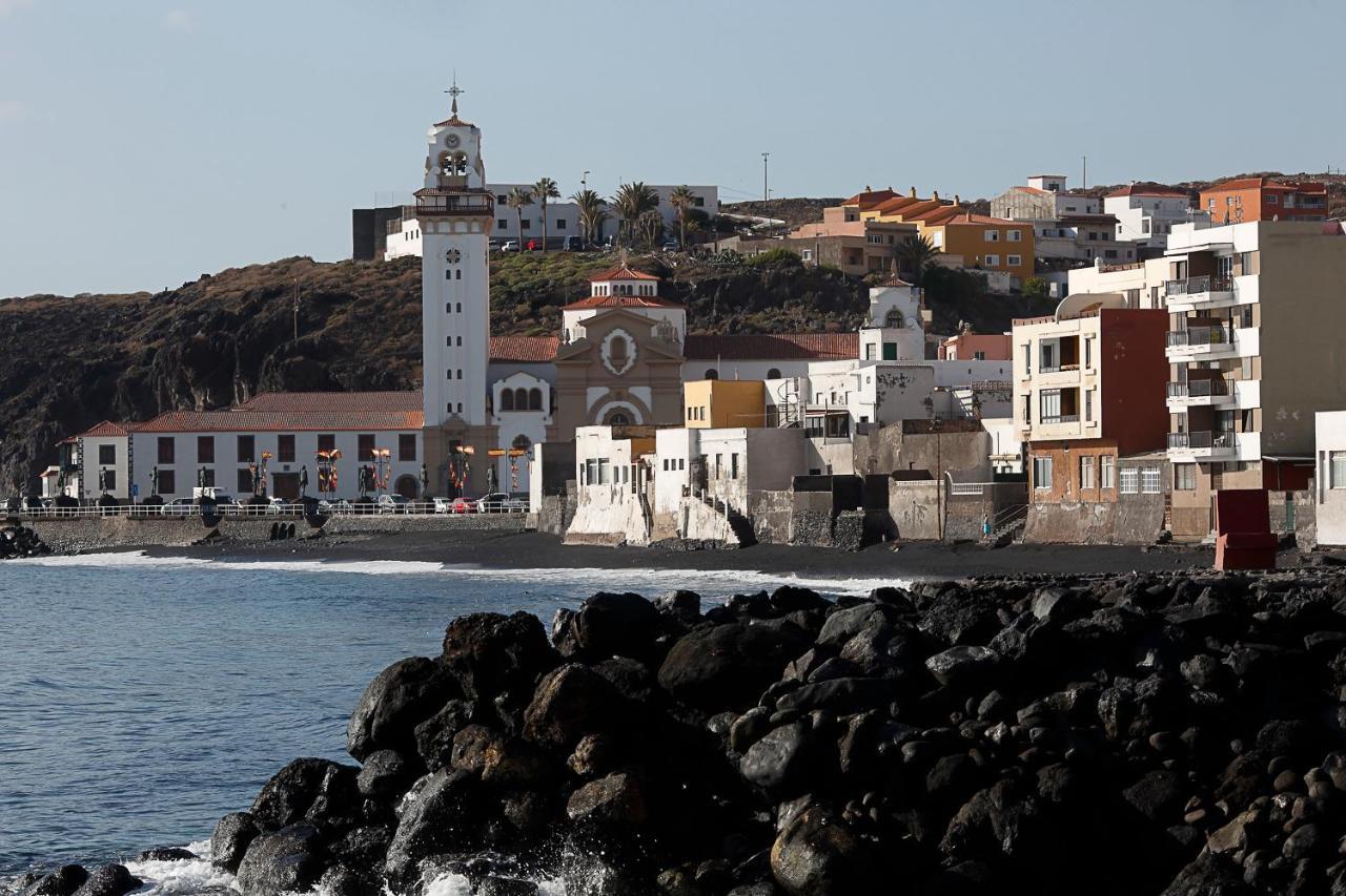 Apartamento Frente Al Puerto De Candelaria A 20 Metros De La Playa. Exterior photo